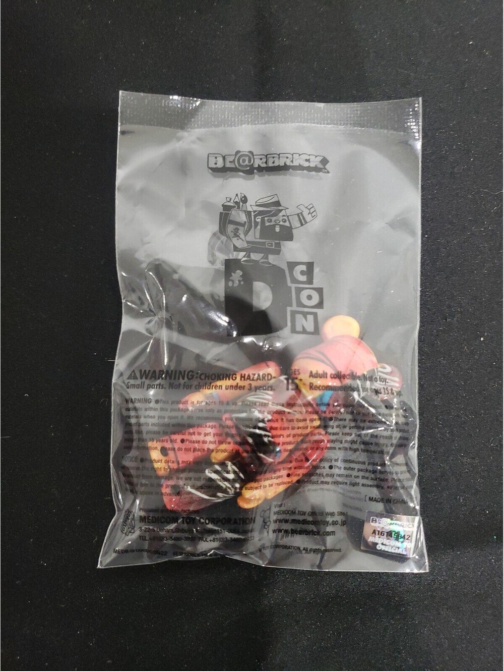 D'Con Designer Con 2022 Exclusive Mini Bearbrick